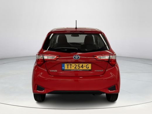 Toyota Yaris 1.5 Hybrid Active ActivLease financial lease