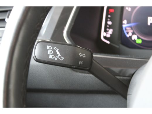 Volkswagen Tiguan Allspace 1.5 TSI Life Business 7p. | Adaptive cruise control | Stoel- en stuurverwarming | 7 persoons ! | ... ActivLease financial lease