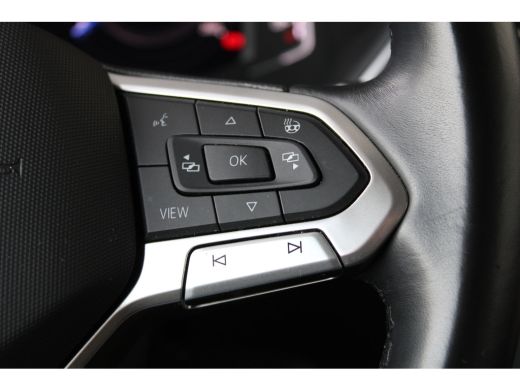 Volkswagen Tiguan Allspace 1.5 TSI Life Business 7p. | Adaptive cruise control | Stoel- en stuurverwarming | 7 persoons ! | ... ActivLease financial lease