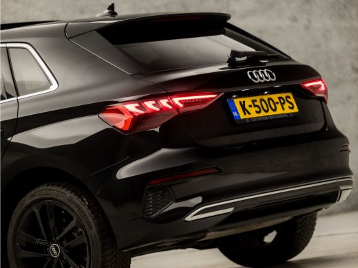 Audi A3 Sportback 30 TFSI Sport Automaat (SCHUIFDAK, BLACK EDITION, APPLE CARPLAY, GROOT NAVI, ADAPTIVE C... ActivLease financial lease