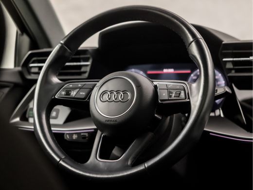 Audi A3 Sportback 30 TFSI Sport Automaat (SCHUIFDAK, BLACK EDITION, APPLE CARPLAY, GROOT NAVI, ADAPTIVE C... ActivLease financial lease