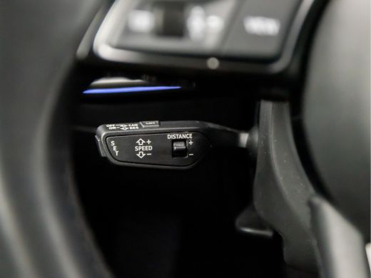 Audi A3 Sportback 30 TFSI Sport Automaat (SCHUIFDAK, BLACK EDITION, APPLE CARPLAY, GROOT NAVI, ADAPTIVE C... ActivLease financial lease