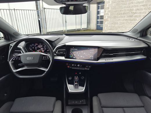 Audi Q4 e-tron 40 Launch edition Advanced Plus 77 kWh | Achterbank neerklapbaar | Achteruitrijcamera | Airco (au... ActivLease financial lease