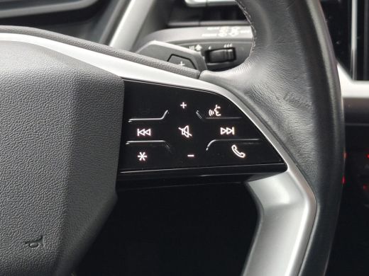 Audi Q4 e-tron 40 Launch edition Advanced Plus 77 kWh | Achterbank neerklapbaar | Achteruitrijcamera | Airco (au... ActivLease financial lease