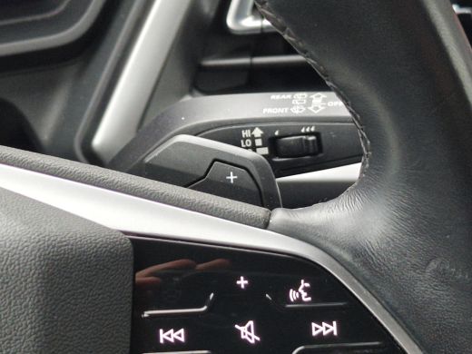 Audi Q4 e-tron 40 Launch edition Advanced Plus 77 kWh | Achterbank neerklapbaar | Achteruitrijcamera | Airco (au... ActivLease financial lease