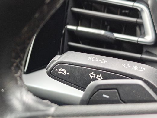 Audi Q4 e-tron 40 Launch edition Advanced Plus 77 kWh | Achterbank neerklapbaar | Achteruitrijcamera | Airco (au... ActivLease financial lease