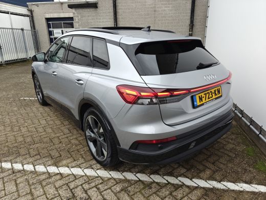 Audi Q4 e-tron 40 Launch edition Advanced Plus 77 kWh | Achterbank neerklapbaar | Achteruitrijcamera | Airco (au... ActivLease financial lease