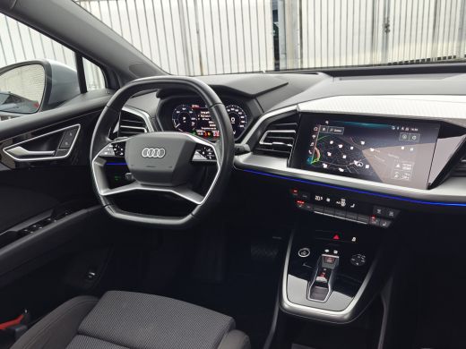 Audi Q4 e-tron 40 Launch edition Advanced Plus 77 kWh | Achterbank neerklapbaar | Achteruitrijcamera | Airco (au... ActivLease financial lease