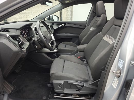 Audi Q4 e-tron 40 Launch edition Advanced Plus 77 kWh | Achterbank neerklapbaar | Achteruitrijcamera | Airco (au... ActivLease financial lease