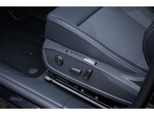 Ford Explorer Extended Range RWD 77 kWh | 360&deg; camera | Driver assistance pack | Elektrisch bedienbare achterkl... ActivLease financial lease