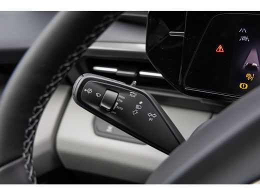 Ford Explorer Extended Range RWD 77 kWh | 360&deg; camera | Driver assistance pack | Elektrisch bedienbare achterkl... ActivLease financial lease