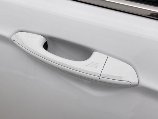 Ford Mondeo Wagon 2.0 Hybrid Titanium Automaat / Pdc.V+A / Navigatie /Radio-multimedia /  Airco-ecc. / Apk 12... ActivLease financial lease