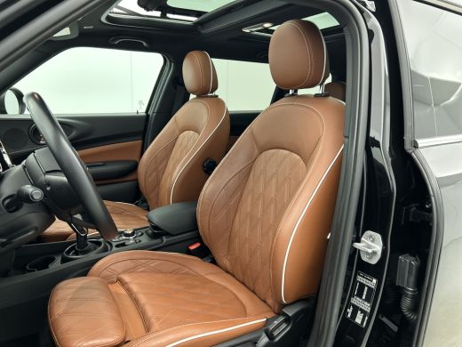 Mini Clubman 1.5 136Pk Automaat Cooper Edition / Panoramadak / Airco-ecc./ Navigatie / Leder / Xenon / Apk 08-... ActivLease financial lease