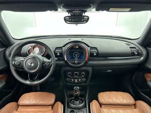 Mini Clubman 1.5 136Pk Automaat Cooper Edition / Panoramadak / Airco-ecc./ Navigatie / Leder / Xenon / Apk 08-... ActivLease financial lease