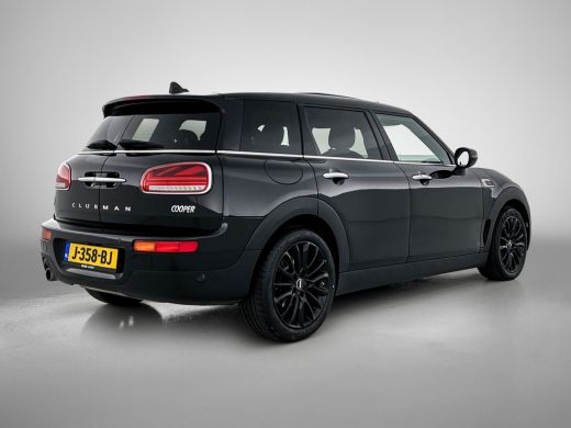 Mini Clubman 1.5 136Pk Automaat Cooper Edition / Panoramadak / Airco-ecc./ Navigatie / Leder / Xenon / Apk 08-... ActivLease financial lease