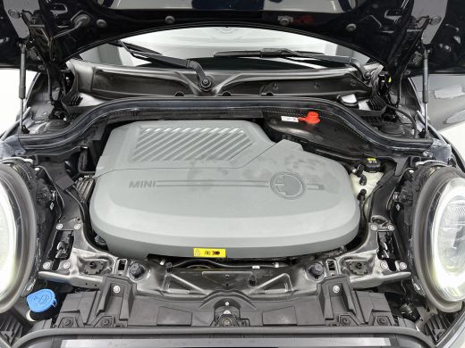 Mini Electric MINI Yours 135KW / 33 kWh Comfort plus / Driving Ass. / Leder / Navigatie / Pdc+Camera / Harman K... ActivLease financial lease