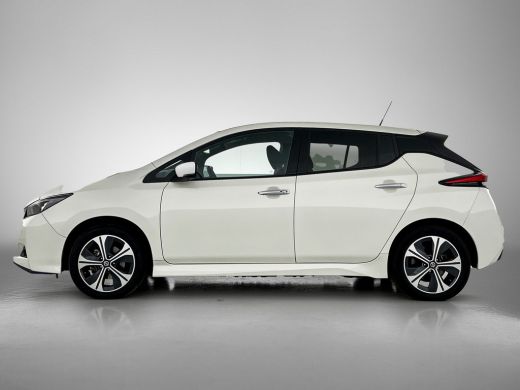 Nissan Leaf Electric+ 160kW / 62kWh +/- 385KM / 100% Elektrisch, 100% Stijlvol  / Pdc.+Camera /Navigatie / Ai... ActivLease financial lease