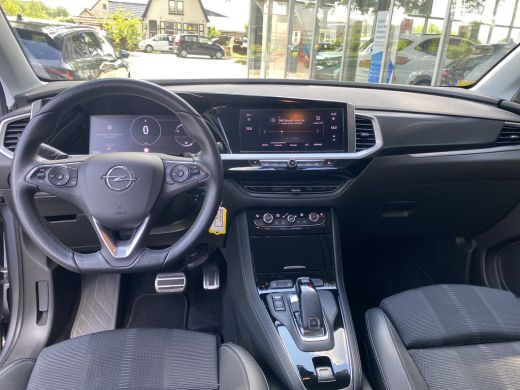 Opel Grandland 1.2 130PK TURBO LEVEL 4/GS-LINE AUTOMAAT | STUUR, STOEL &VOORRUITVERWARMING| AGR COMFORTSTOELEN| ... ActivLease financial lease