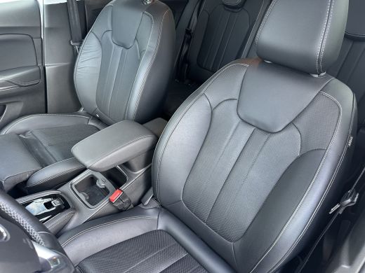 Opel Grandland X 1.2 130PK Turbo Ultimate AUTOMAAT | AGR-COMFORT STOELEN| VOORSTOEL VERWARMING/VENTILATIE| STUUR-,... ActivLease financial lease