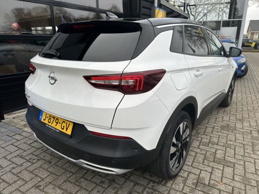 Opel Grandland X 1.2 130PK Turbo Ultimate AUTOMAAT | AGR-COMFORT STOELEN| VOORSTOEL VERWARMING/VENTILATIE| STUUR-,... ActivLease financial lease