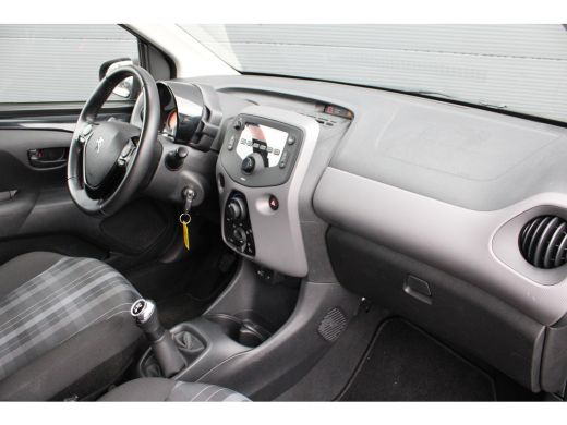 Peugeot 108 1.0 e-VTi Active | Airconditioning | Bluetooth | Mistlampen | LED | 37.500km | ActivLease financial lease