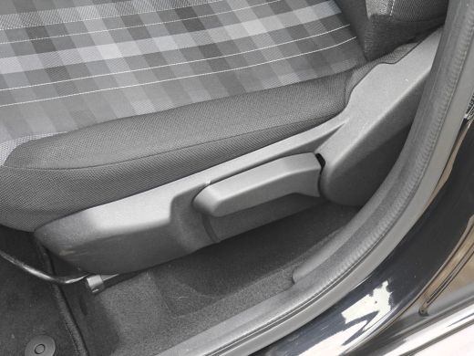 Peugeot 108 1.0 e-VTi Active Automaat | Airco | Bestuurdersstoel in hoogte verstelbaar | Bluetooth telefoonvo... ActivLease financial lease