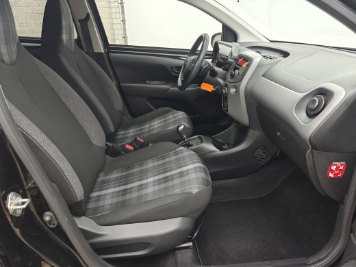 Peugeot 108 1.0 e-VTi Active Automaat | Airco | Bestuurdersstoel in hoogte verstelbaar | Bluetooth telefoonvo... ActivLease financial lease