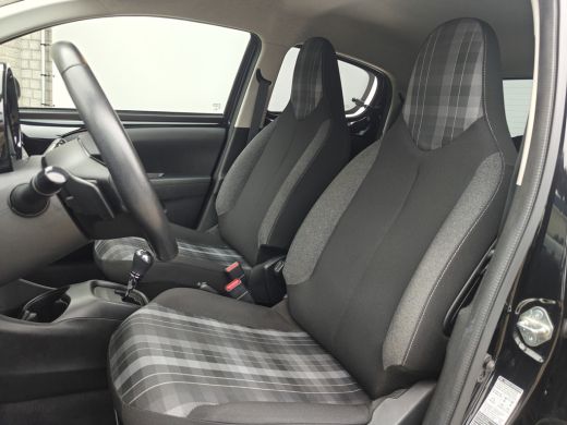 Peugeot 108 1.0 e-VTi Active Automaat | Airco | Bestuurdersstoel in hoogte verstelbaar | Bluetooth telefoonvo... ActivLease financial lease