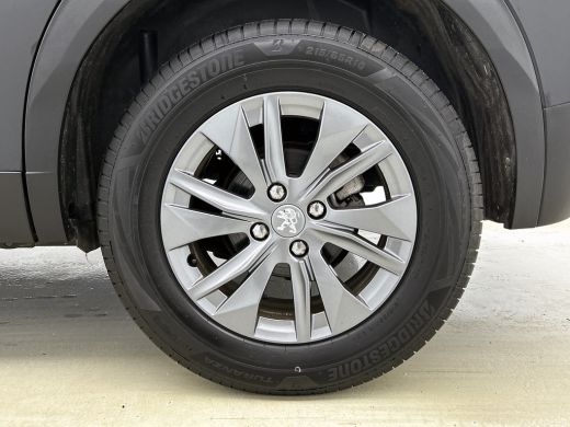 Peugeot 2008 1.5 HDi Blue Active / Trekhaak / Airco-ecc./ Camera / Navigatie / Radio multimedia / Apk 12-26 ActivLease financial lease