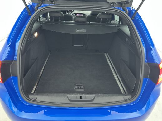 Peugeot 308 SW 1.2 131PK GT Automaat / Distributie vv.bij 102.000KM / Trekhaak / 1/2 Leder / Pdc+Camera / Nav... ActivLease financial lease