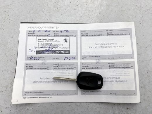 Peugeot Partner 1.2 Benzine 111PK Euro6 *Distributie bij 43Dkm. vervangen* Premium / Airco / Navigatie / Schuifde... ActivLease financial lease