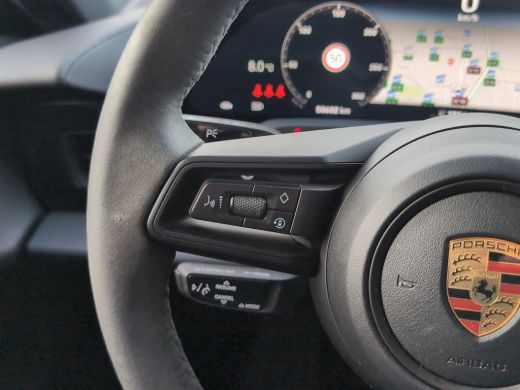 Porsche Taycan Performance 84 kWh | Luchtvering | Pano | Warmtepomp | Stoelverwarming | Camera ActivLease financial lease