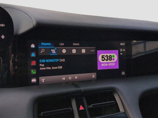 Porsche Taycan Performance 84 kWh | Luchtvering | Pano | Warmtepomp | Stoelverwarming | Camera ActivLease financial lease