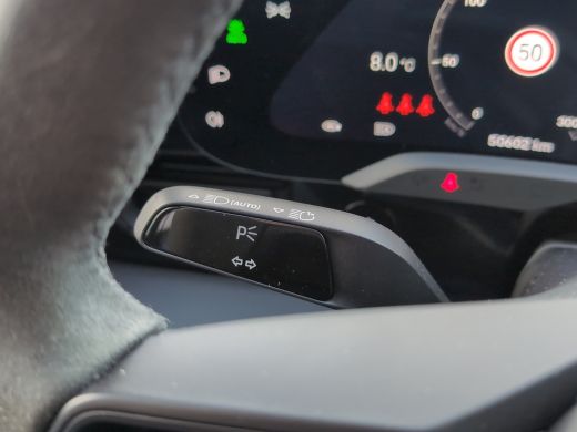 Porsche Taycan Performance 84 kWh | Luchtvering | Pano | Warmtepomp | Stoelverwarming | Camera ActivLease financial lease