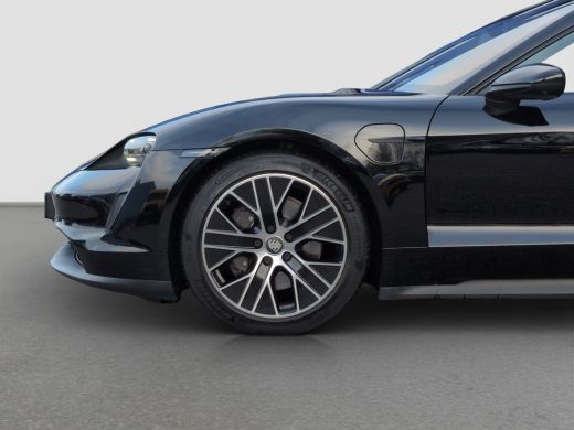 Porsche Taycan Performance 84 kWh | Luchtvering | Pano | Warmtepomp | Stoelverwarming | Camera ActivLease financial lease