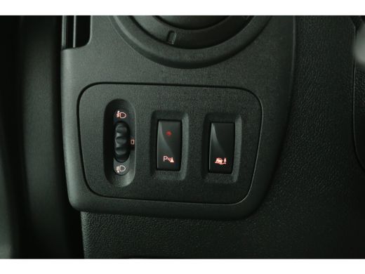 Renault Master T33 2.3 dCi 146PK L2H2 | Airco | Camera | Cruise | 3-Zits | Trekh. | Navi | Stoelverw. ActivLease financial lease