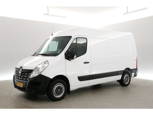 Renault Master T33 2.3 dCi 146PK L2H2 | Airco | Camera | Cruise | 3-Zits | Trekh. | Navi | Stoelverw. ActivLease financial lease