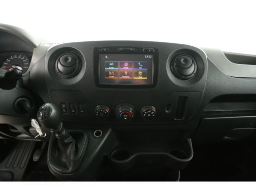 Renault Master T35 2.3 dCi 146PK L2H2 | Airco | 2xSchuifdeur | 3-Zits | Trekh. | Cruise | Camera ActivLease financial lease