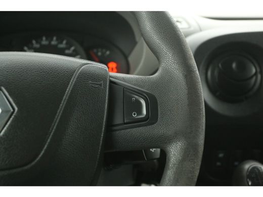 Renault Master T35 2.3 dCi 146PK L2H2 | Airco | 2xSchuifdeur | 3-Zits | Trekh. | Cruise | Camera ActivLease financial lease