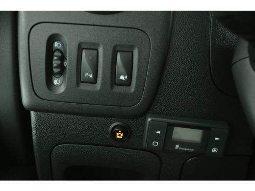 Renault Master T35 2.3 dCi 146PK L2H2 | Airco | 2xSchuifdeur | 3-Zits | Trekh. | Cruise | Camera ActivLease financial lease