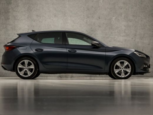 Seat Leon 1.0 TSI FR Sport (VIRTUAL COCKPIT, APPLE CARPLAY, GROOT NAVI, CAMERA, STUUR/STOELVERWARMING, SPOR... ActivLease financial lease