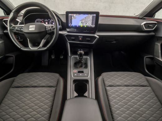 Seat Leon 1.0 TSI FR Sport (VIRTUAL COCKPIT, APPLE CARPLAY, GROOT NAVI, CAMERA, STUUR/STOELVERWARMING, SPOR... ActivLease financial lease