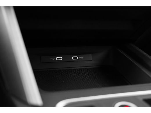 Seat Leon FR Business - eHybrid | Trekhaak | Black Pakket | 18'' LMV | ACC | Achteruitrijcamera | 4 jaar ga... ActivLease financial lease