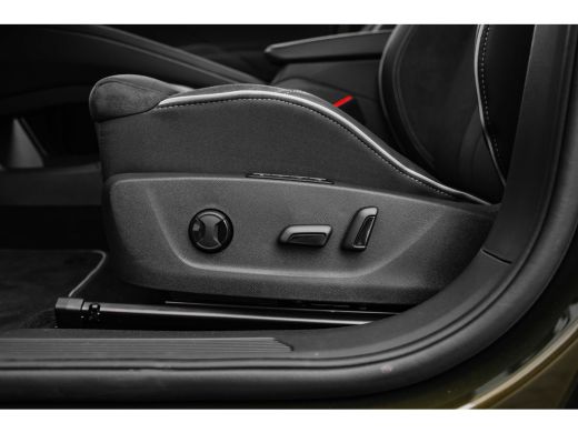 Skoda Enyaq Coupe Sportline | Chrome interieur accenten | Driving mode select | LED interieurverlichting inclusief ... ActivLease financial lease