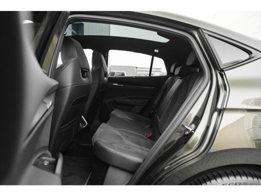 Skoda Enyaq Coupe Sportline | Chrome interieur accenten | Driving mode select | LED interieurverlichting inclusief ... ActivLease financial lease