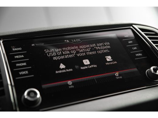 Skoda Karoq 1.5 TSI ACT Sportline Business | Panoramadak | Camera | Stoel- Stuurverwarming | Carplay | Navigatie ActivLease financial lease