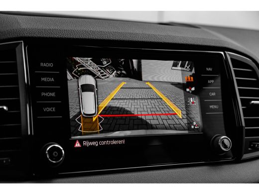 Skoda Karoq Sportline Business | Achteruitrijcamera | Airconditioning automatisch, 2-zone (Climatronic) | Cru... ActivLease financial lease