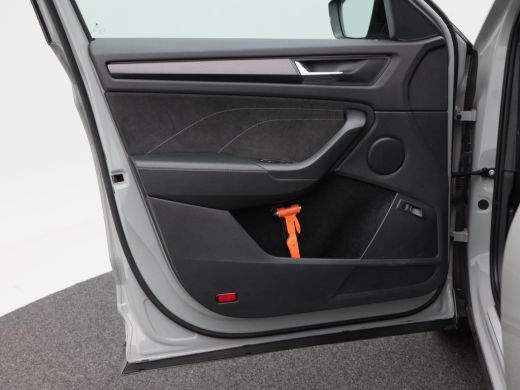 Skoda Kodiaq 1.5 TSi 150 Pk Automaat Sportline Business 7 Pers | Adaptive Cruise | Panoramadak | Navigatie | C... ActivLease financial lease