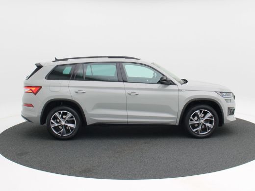 Skoda Kodiaq 1.5 TSi 150 Pk Automaat Sportline Business 7 Pers | Adaptive Cruise | Panoramadak | Navigatie | C... ActivLease financial lease