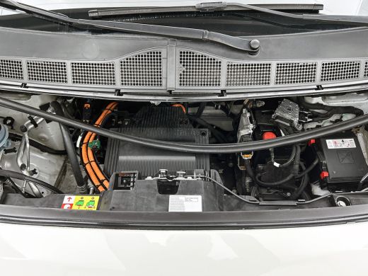 Toyota ProAce Extra Range 75KWh +/-330KM / 3Pers. / Navigatie / Airco / Bedrijfswagen inrichting / Apk 02-2027 ActivLease financial lease